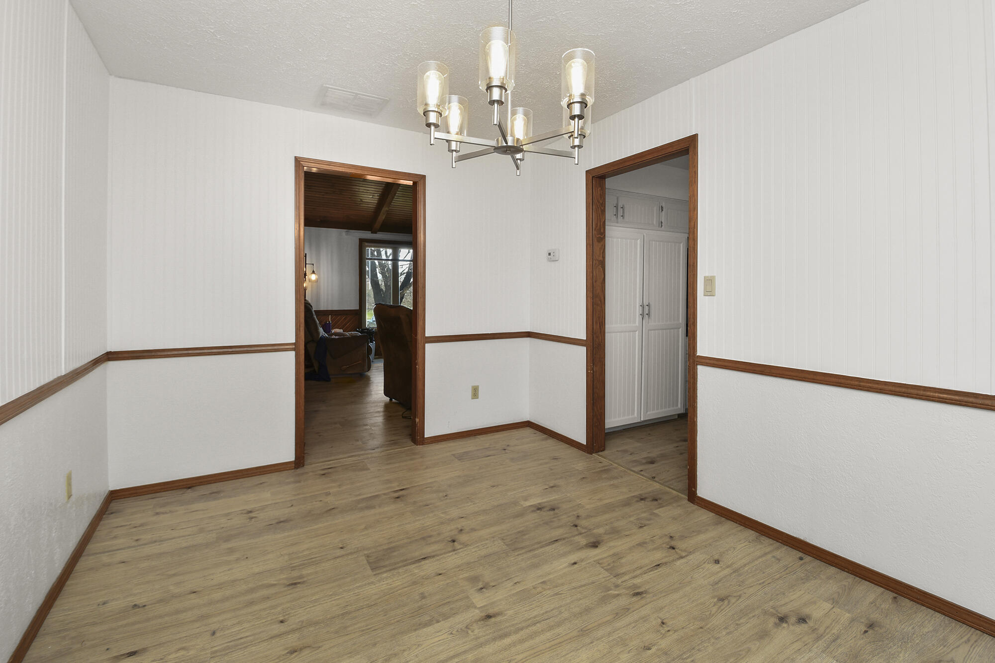 929 Meadowview Drive Property Photo 20