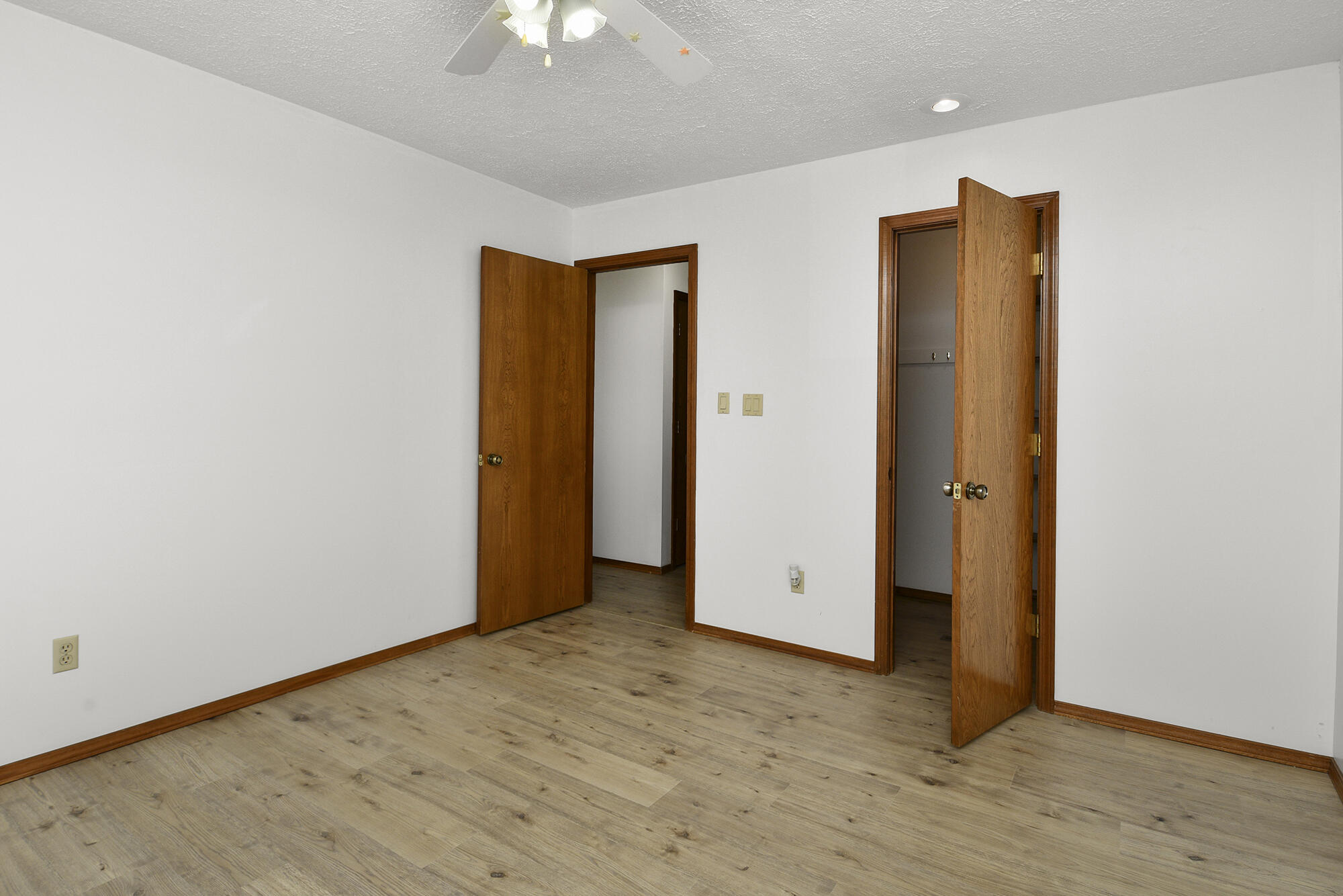 929 Meadowview Drive Property Photo 27