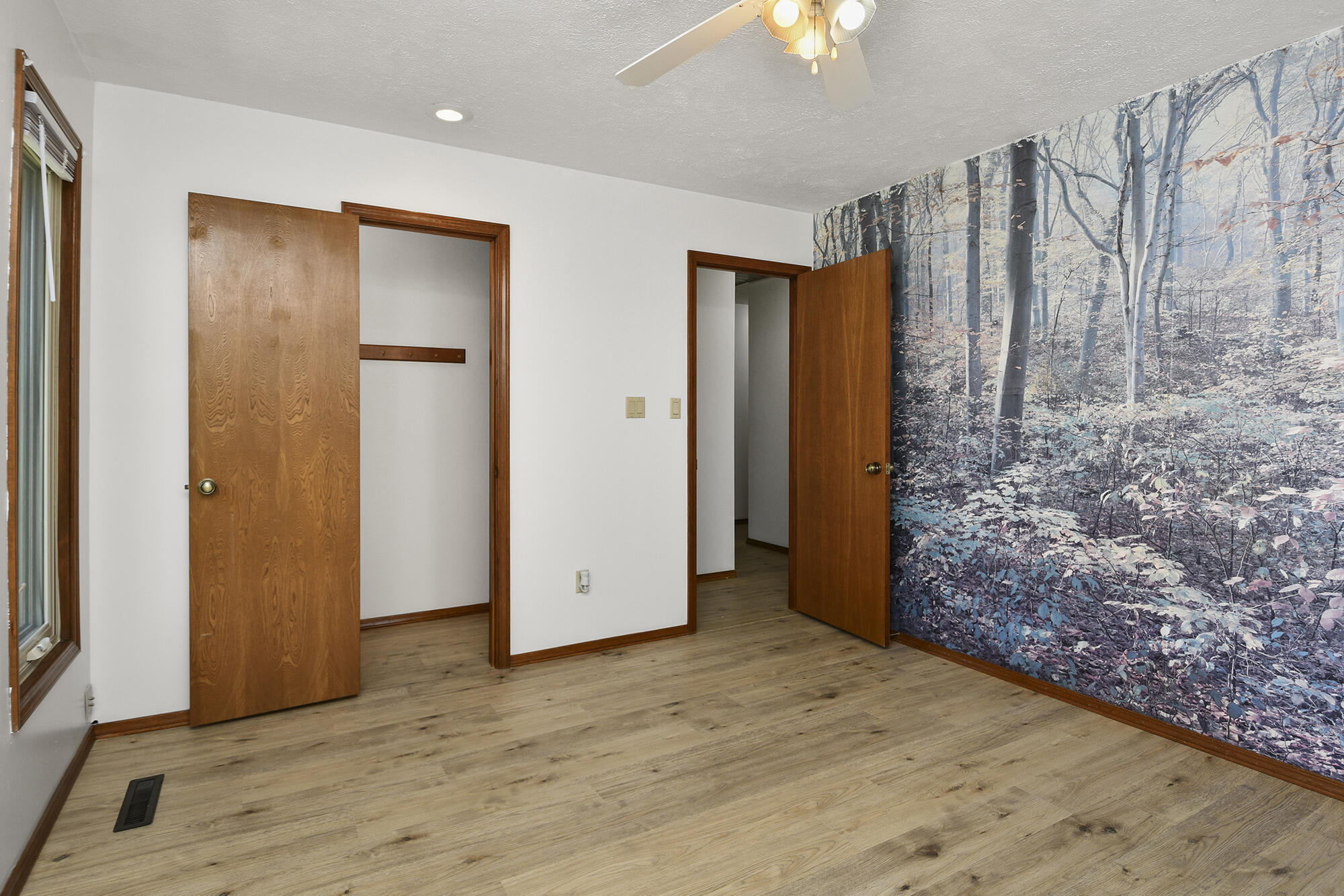 929 Meadowview Drive Property Photo 29
