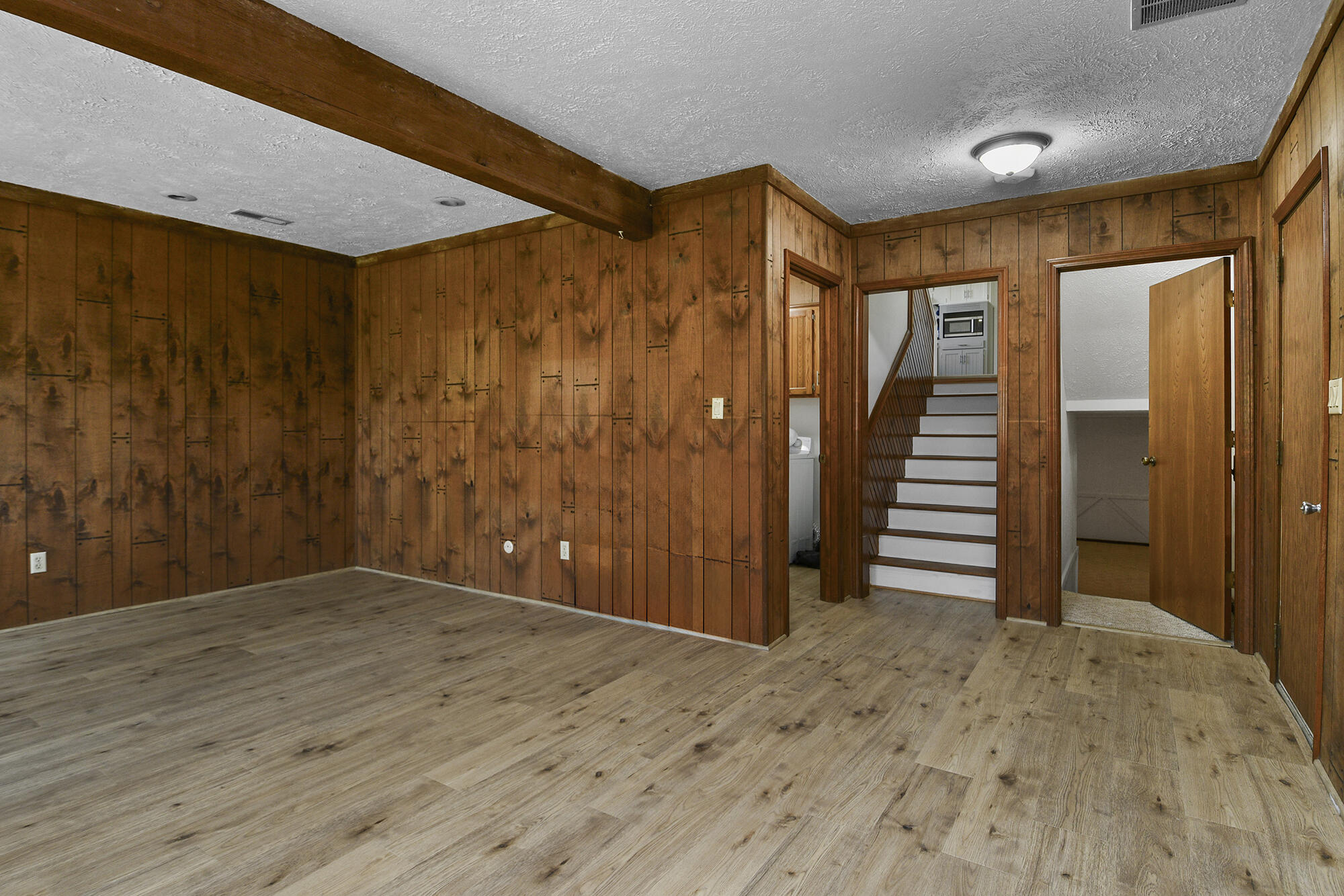 929 Meadowview Drive Property Photo 37