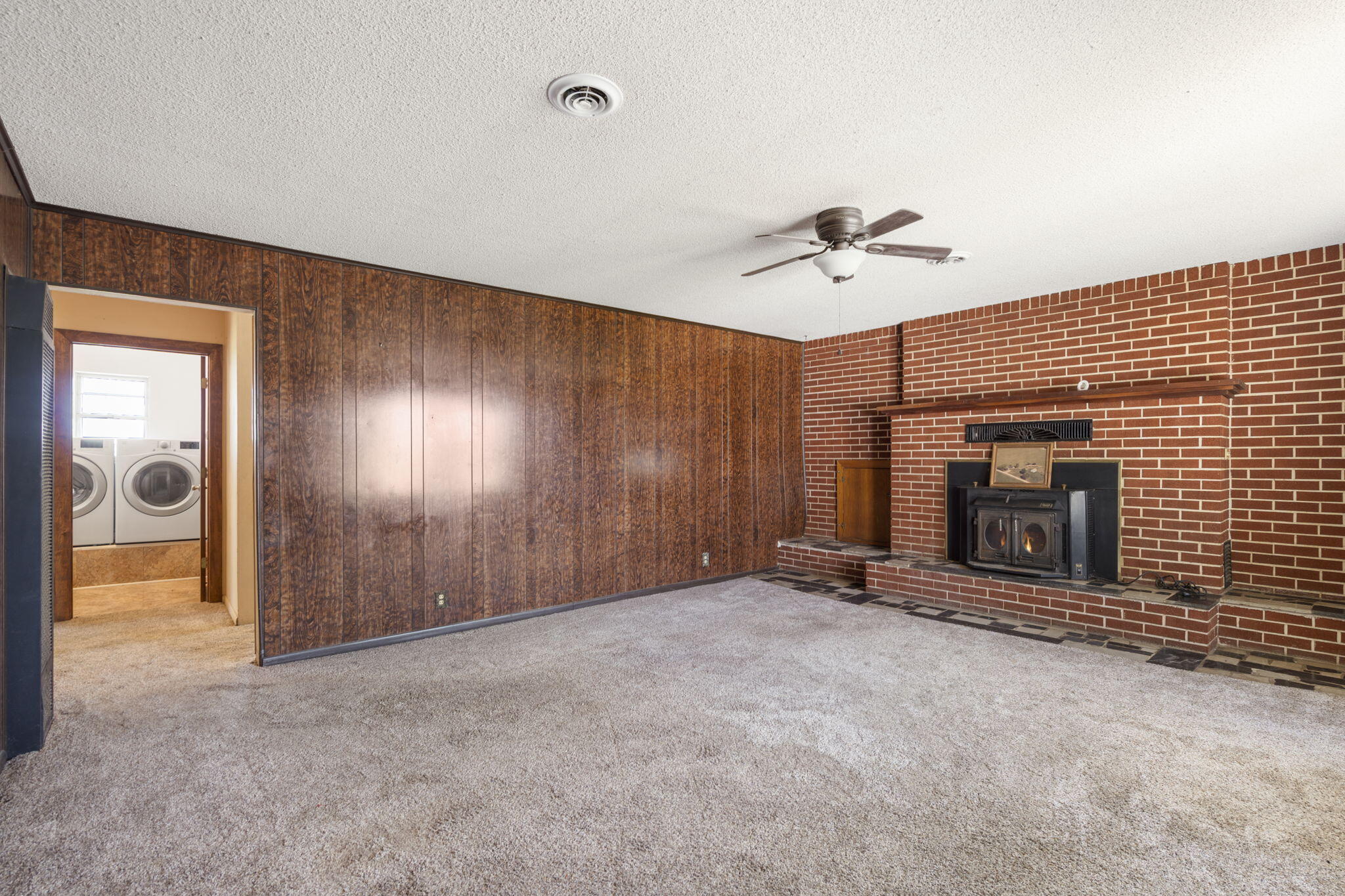 21350 Lawrence 1120 Property Photo 14
