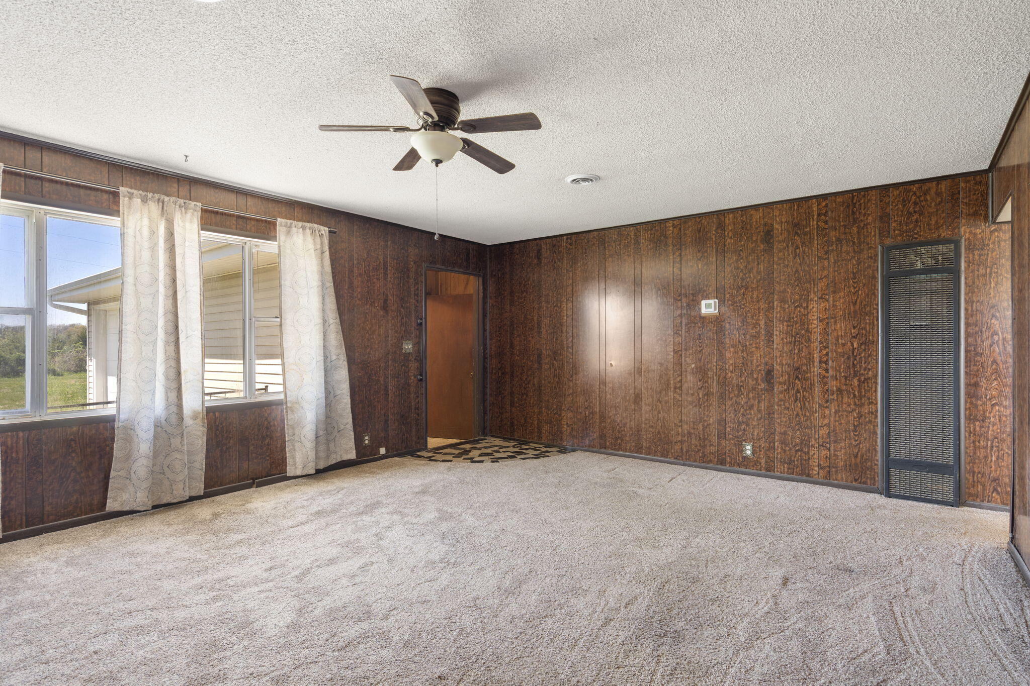 21350 Lawrence 1120 Property Photo 17