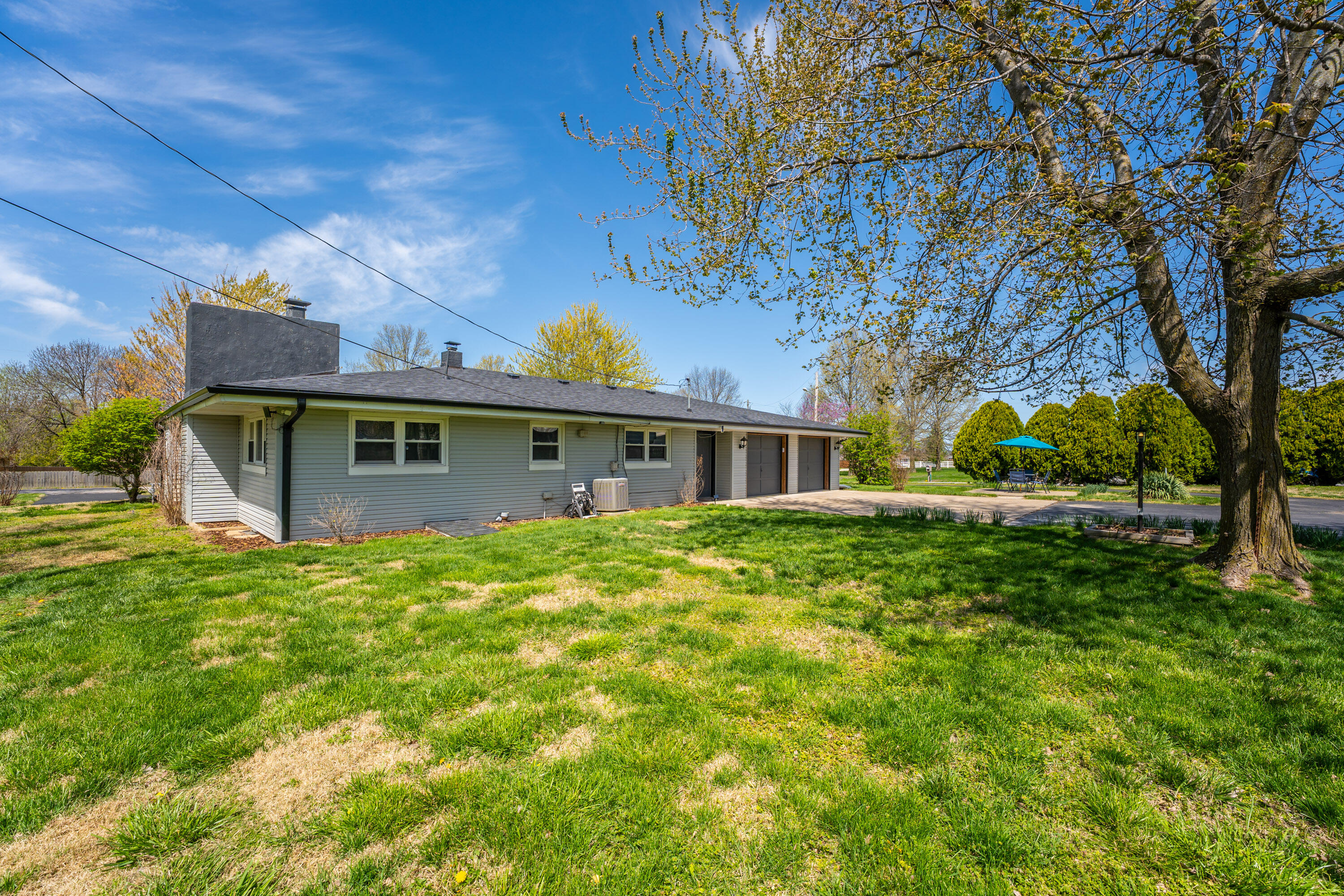 2588 North Farm Road 103 Property Photo 45