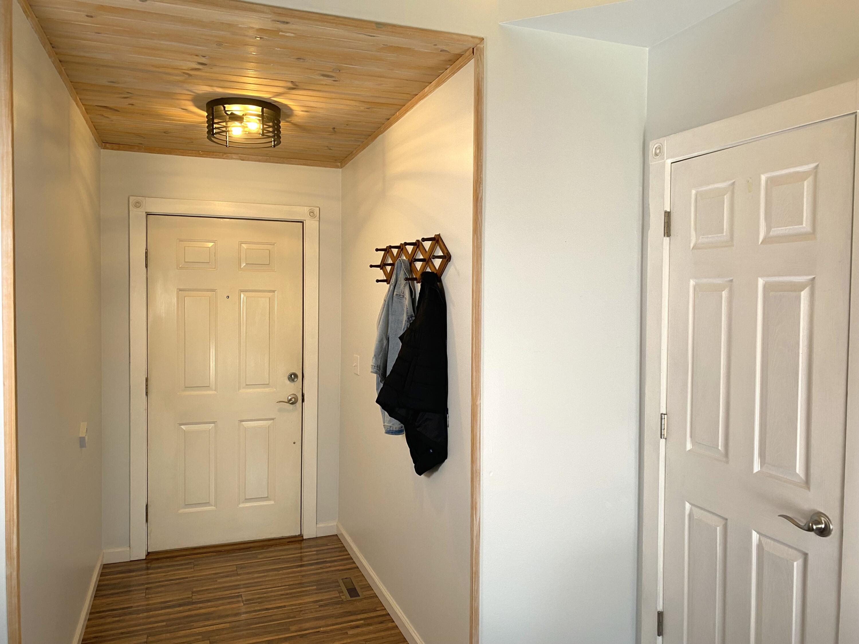 702 South Pinewood Lane Property Photo 24
