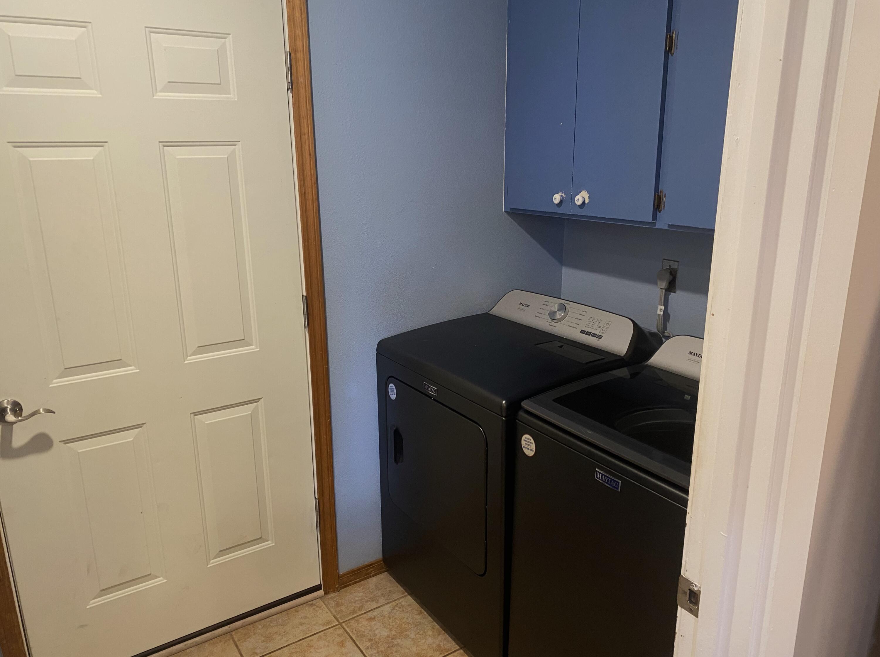 702 South Pinewood Lane Property Photo 27