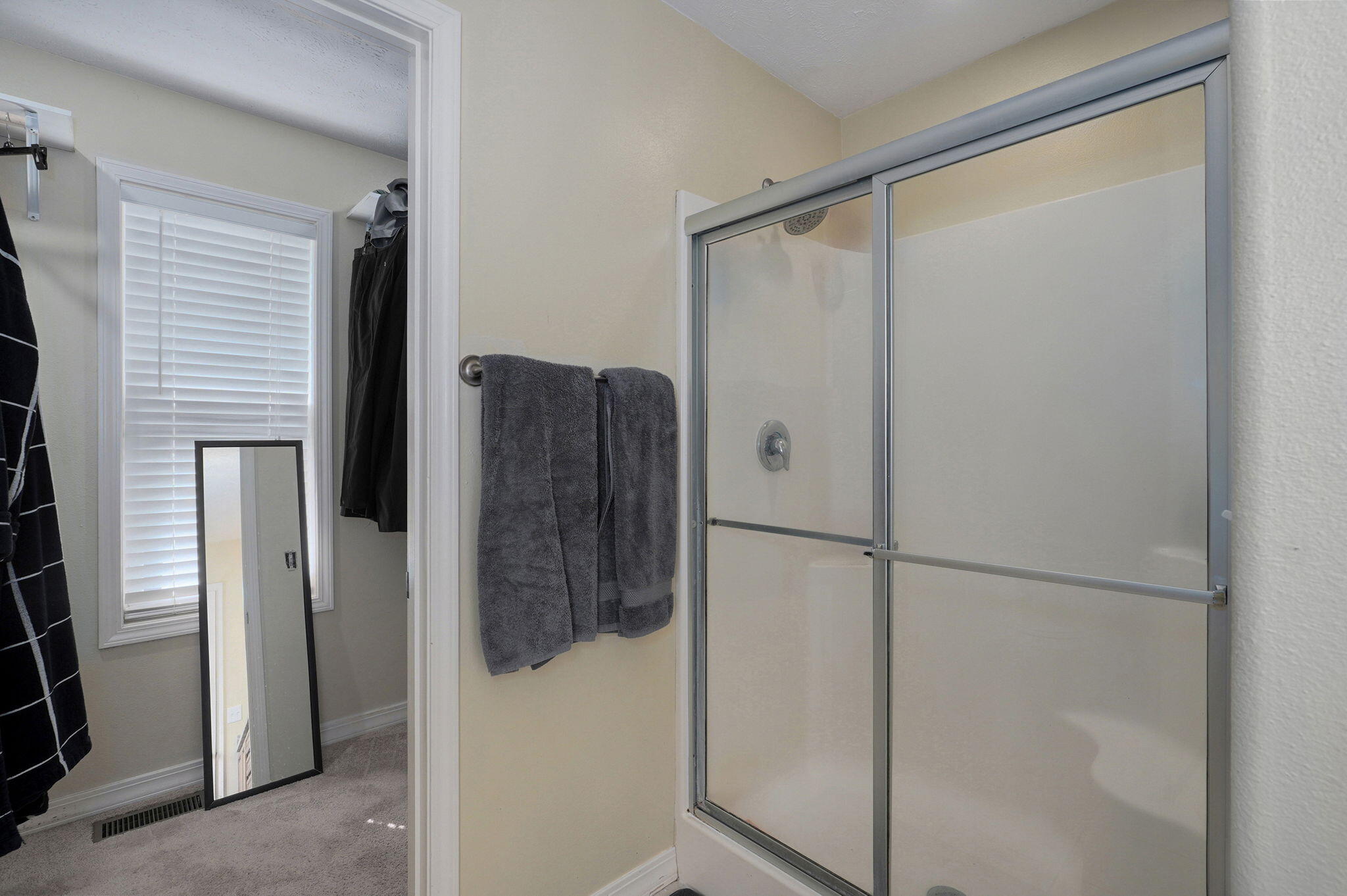 334 South Yellowwood Drive Property Photo 19