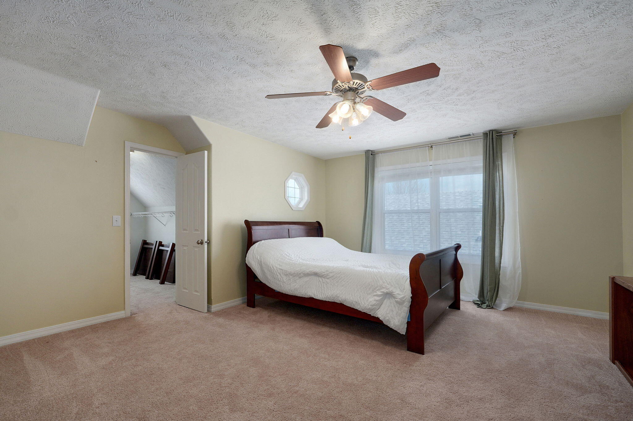 334 South Yellowwood Drive Property Photo 27