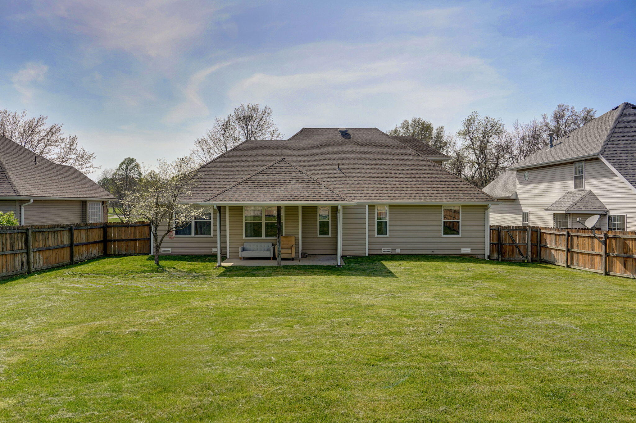 334 South Yellowwood Drive Property Photo 36