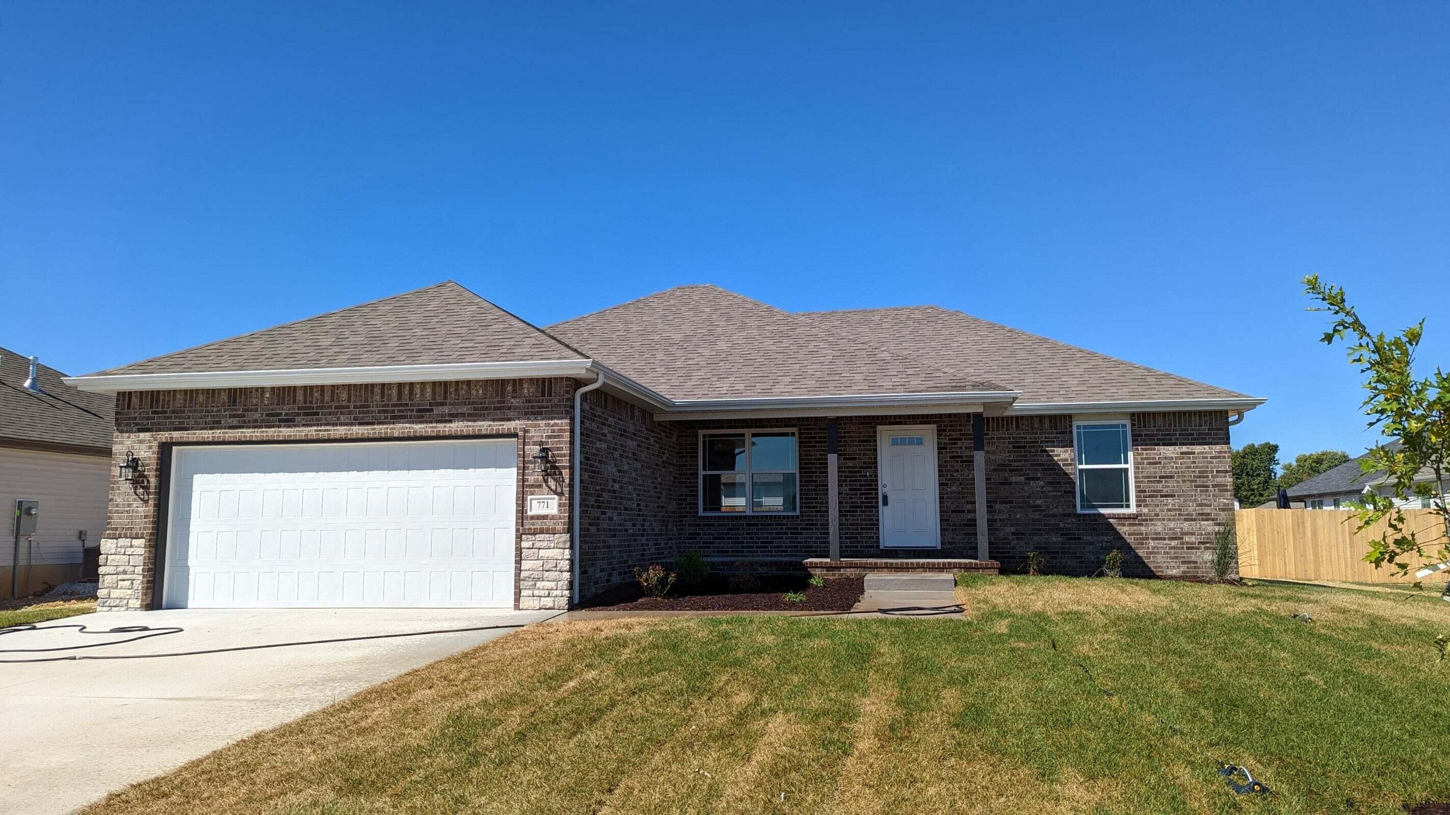846 East Virginia Lane Property Photo