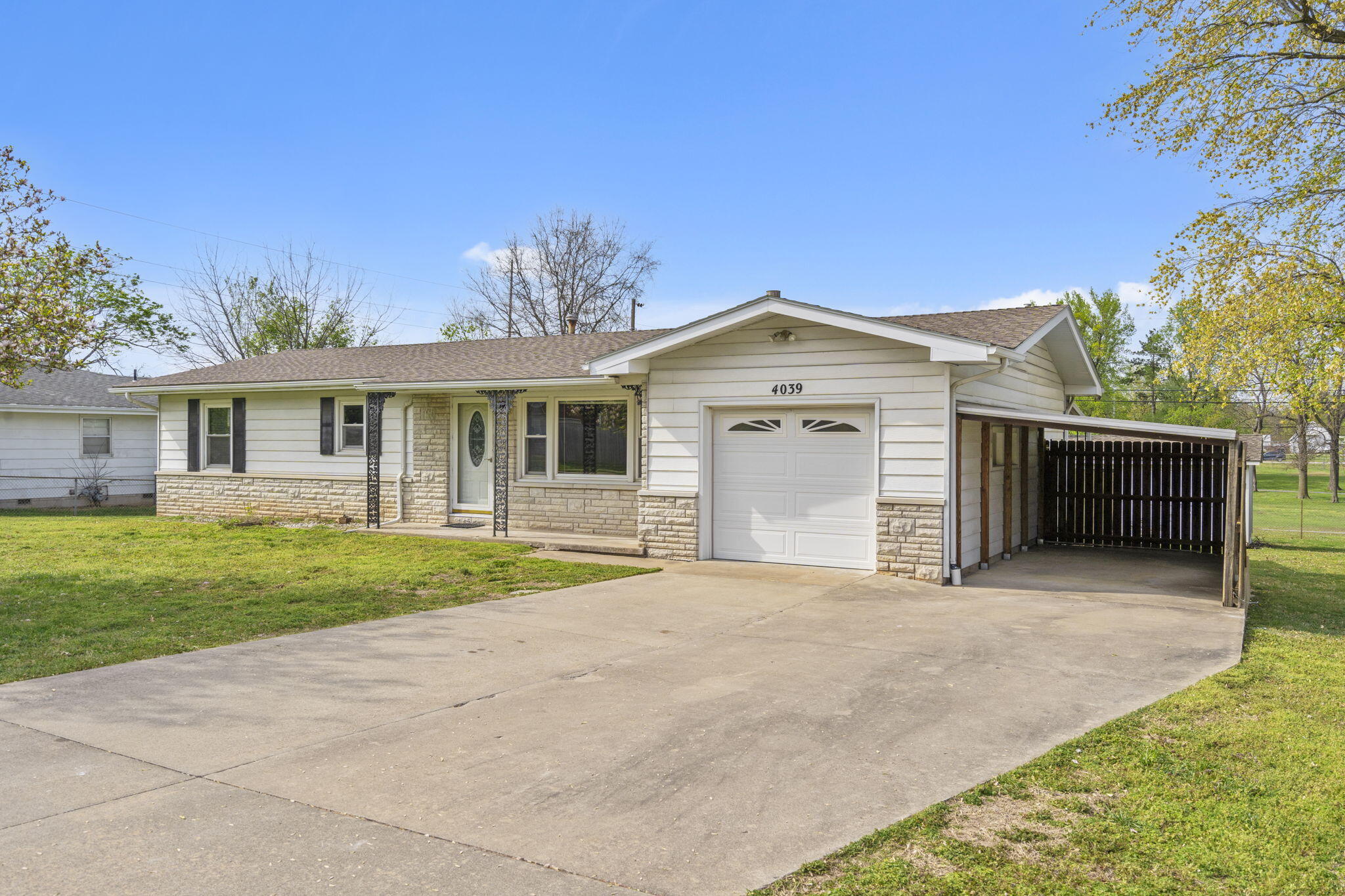 4039 West Dover Street Property Photo