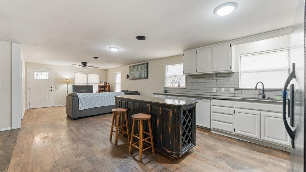 327 Pendergraft Road Property Photo 2