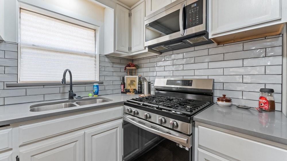 327 Pendergraft Road Property Photo 3