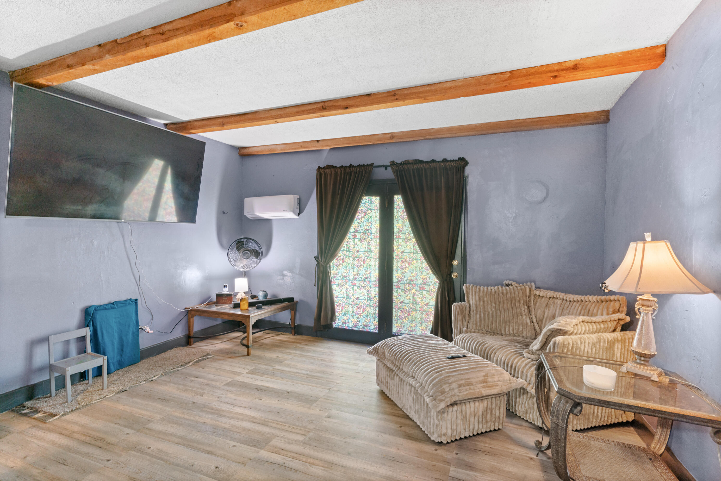 115 East Montgomery Street Property Photo 5