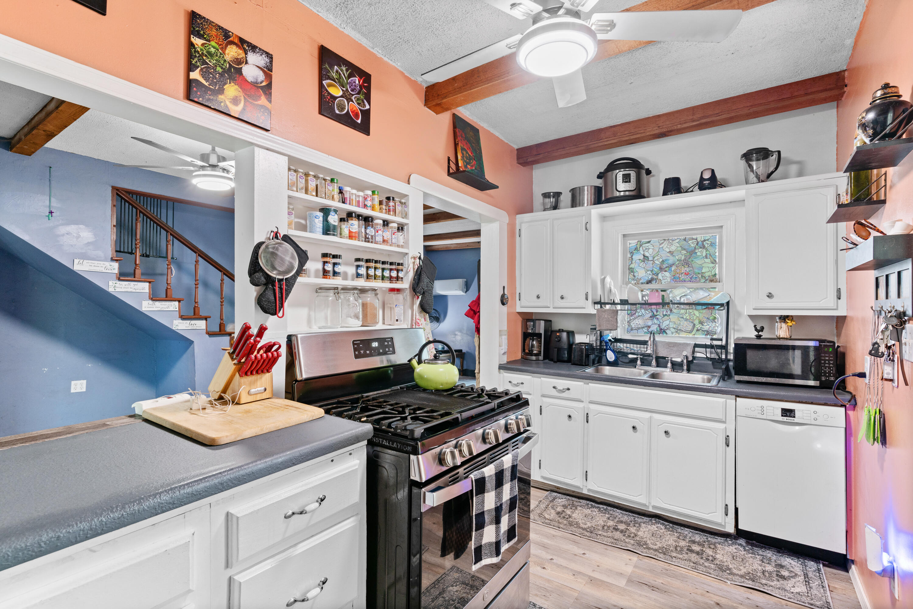 115 East Montgomery Street Property Photo 10