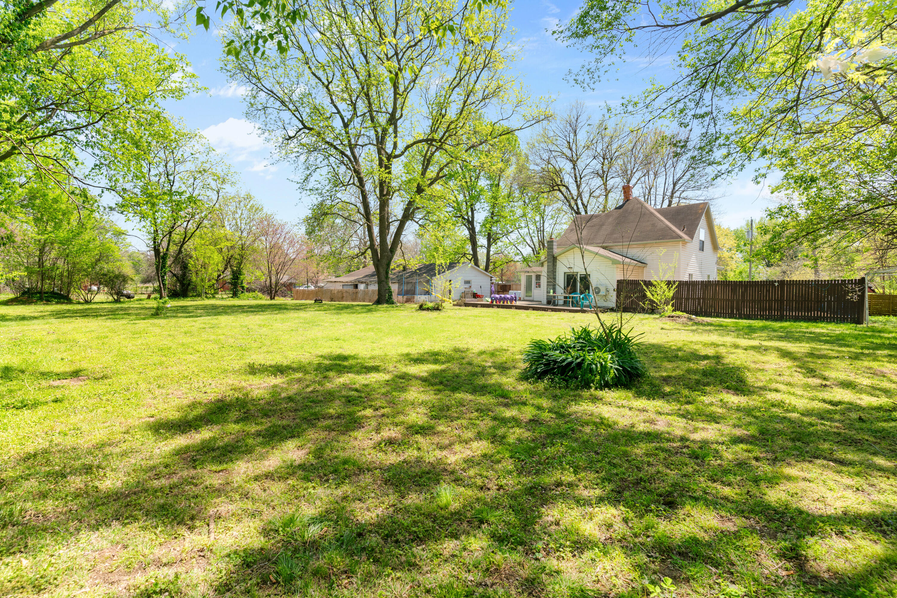 115 East Montgomery Street Property Photo 29