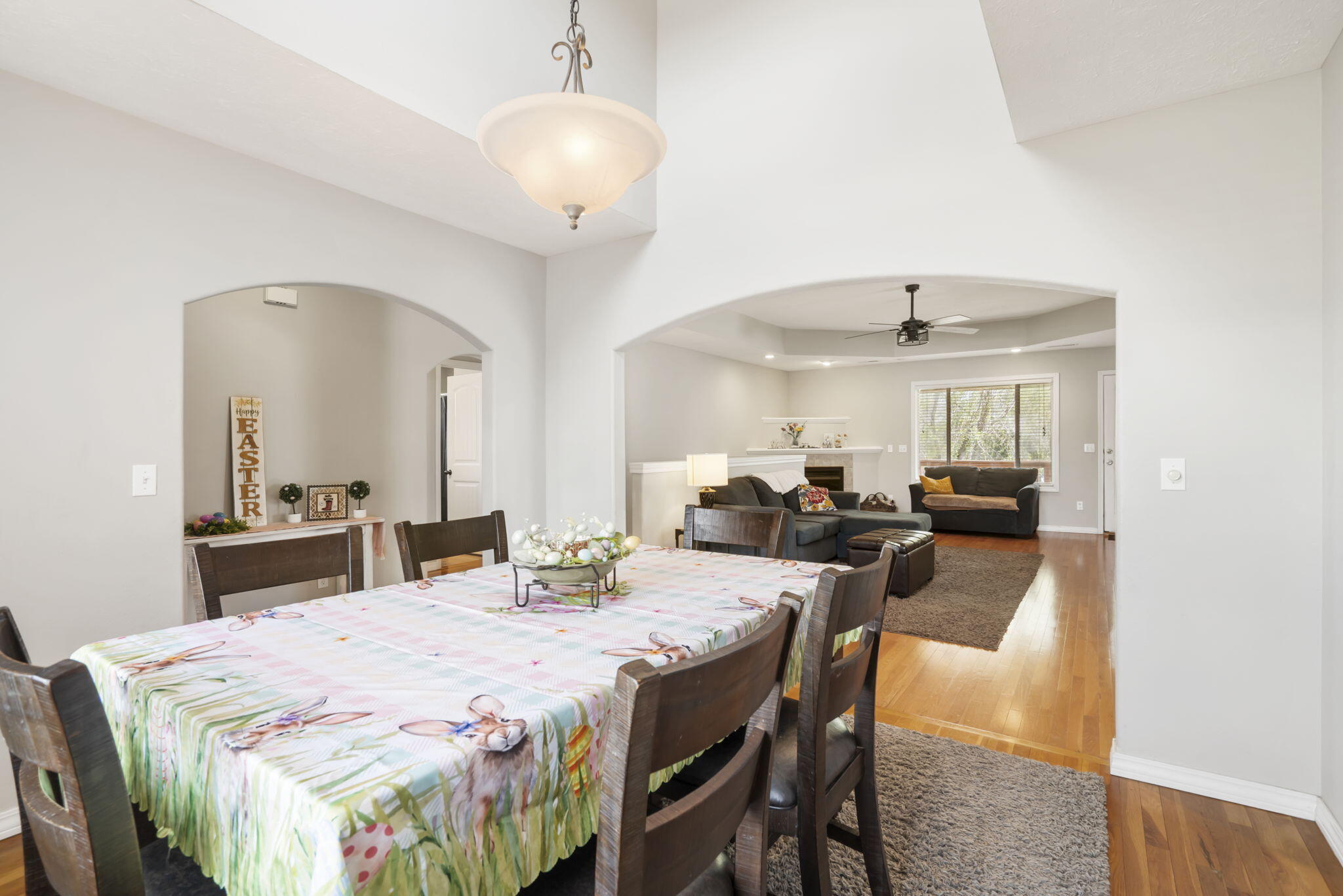 200 Meadowlark Property Photo 6