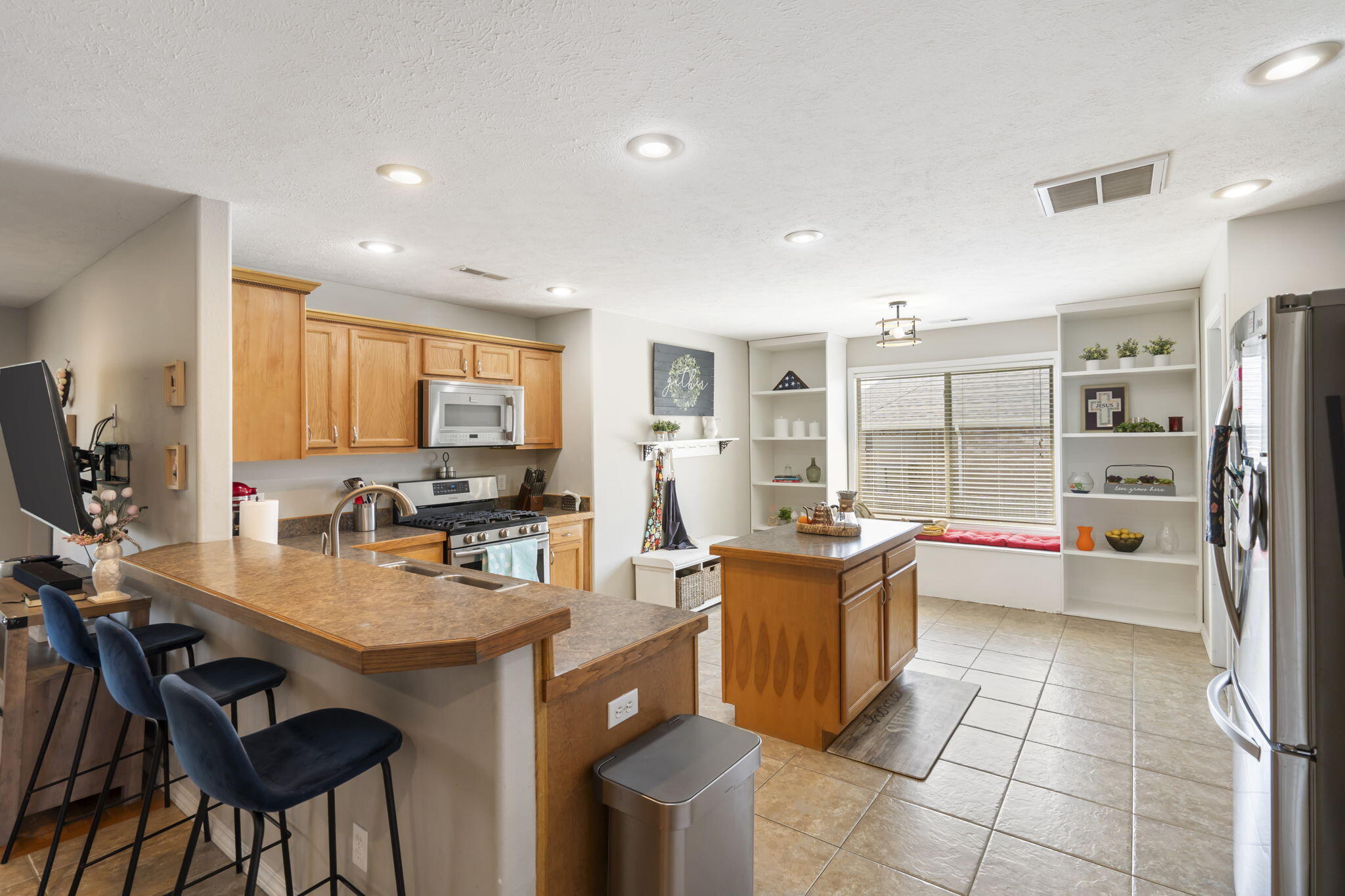 200 Meadowlark Property Photo 12