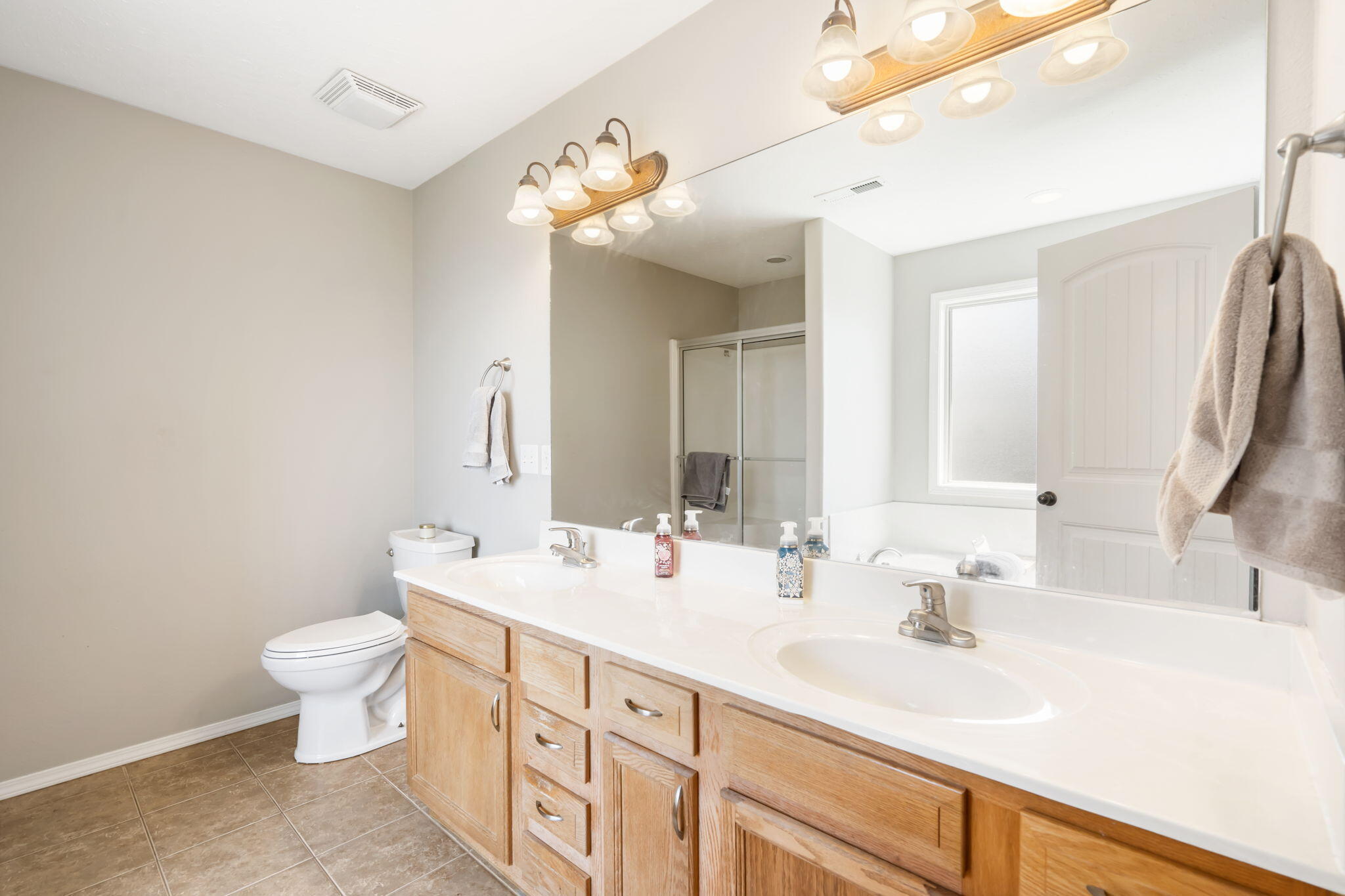 200 Meadowlark Property Photo 18