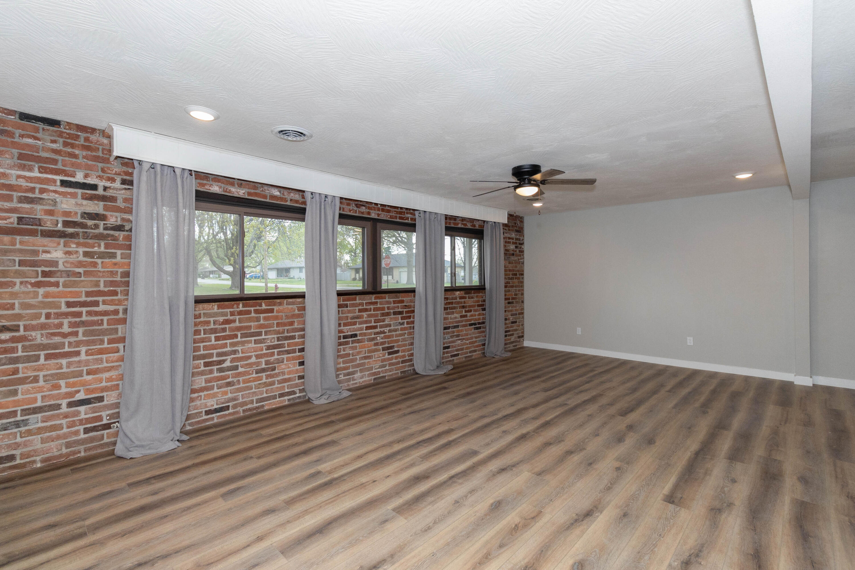 250 North Blair Street Property Photo 22
