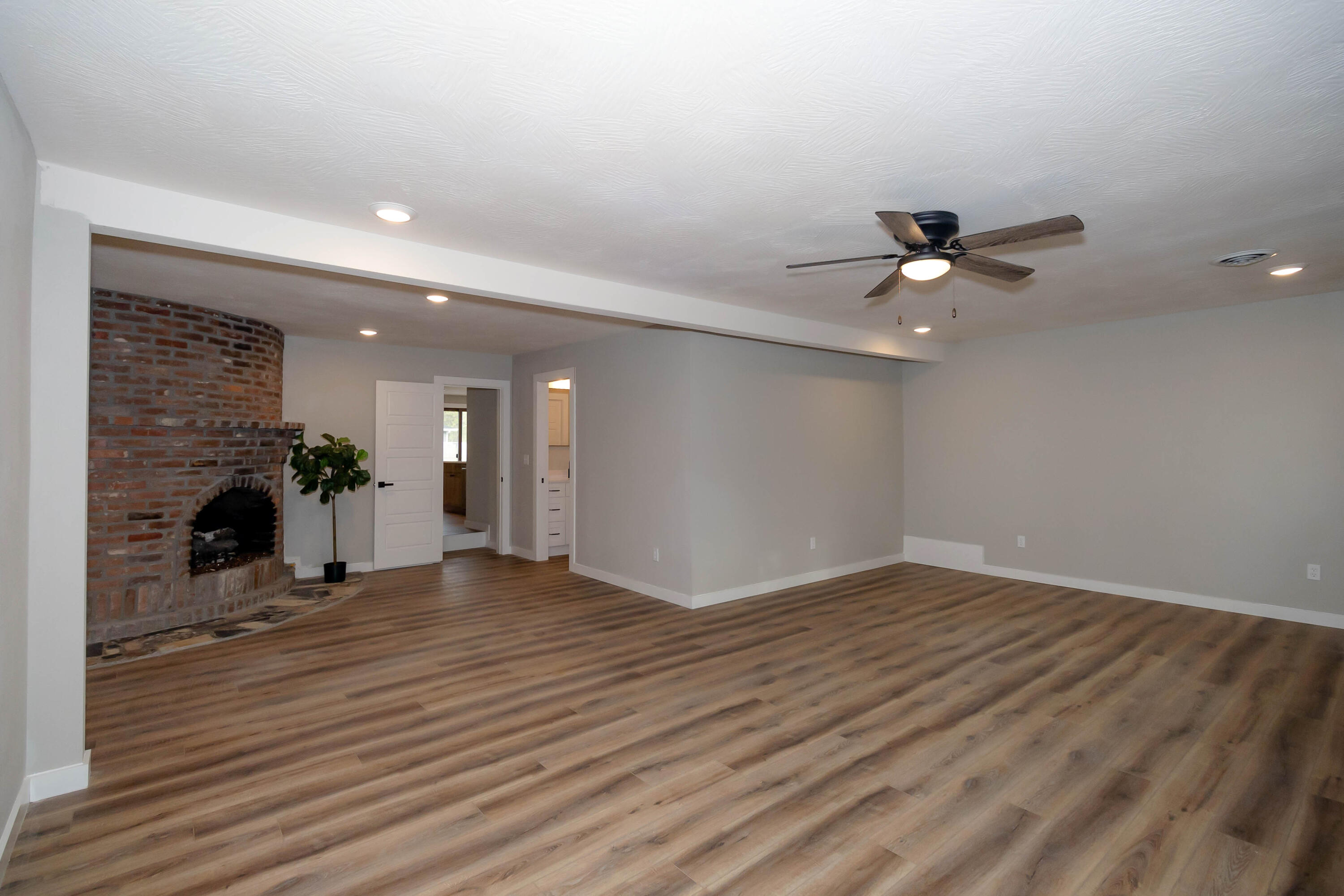 250 North Blair Street Property Photo 23