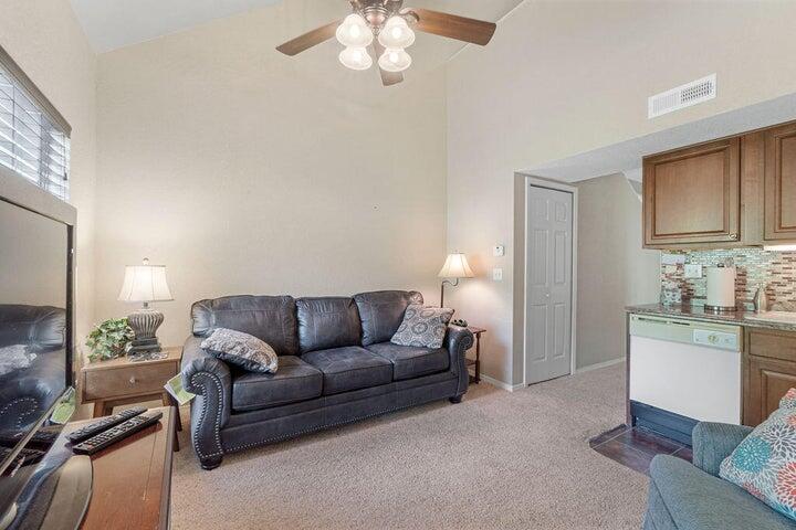 580 Abby Lane Property Photo 7