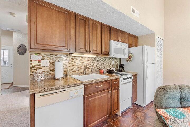 580 Abby Lane Property Photo 9