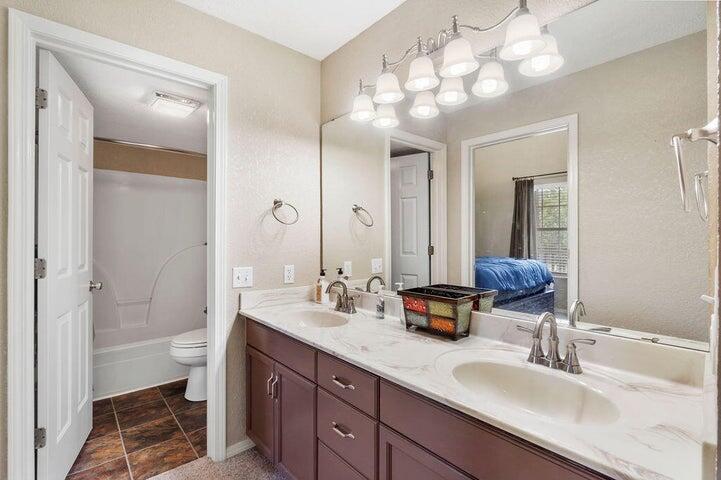 580 Abby Lane Property Photo 15