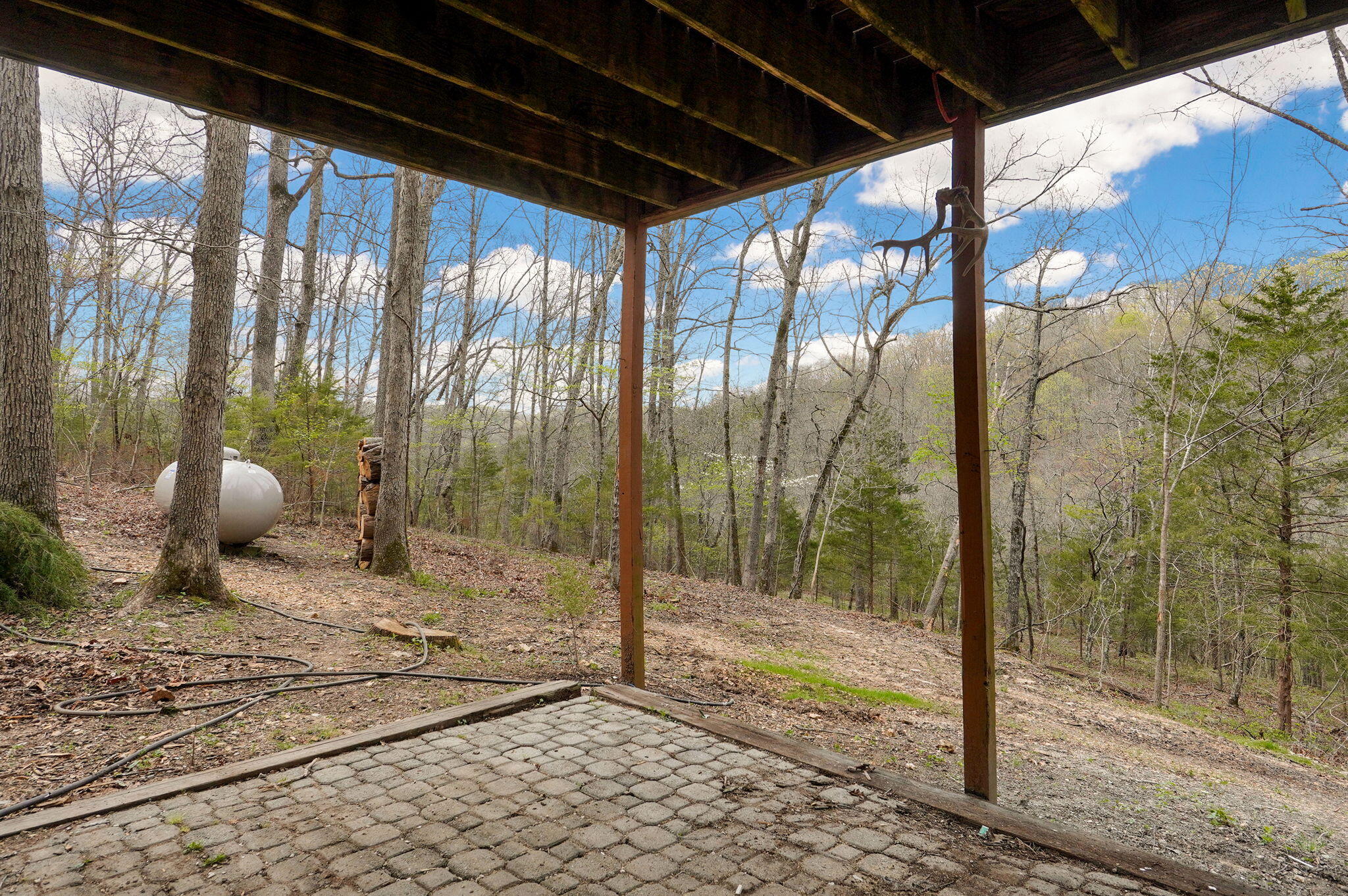 1229 Center Road Property Photo 21