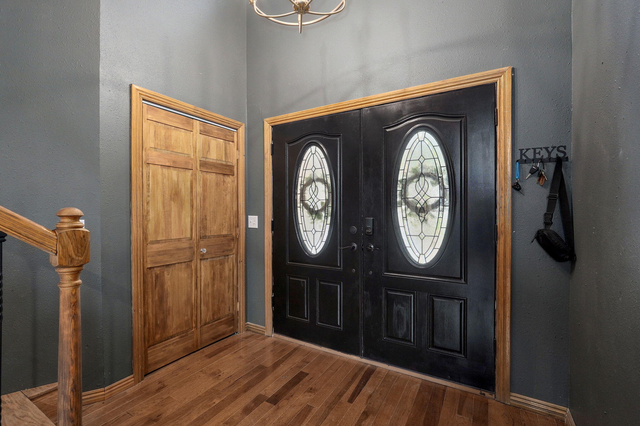 1229 Center Road Property Photo 22