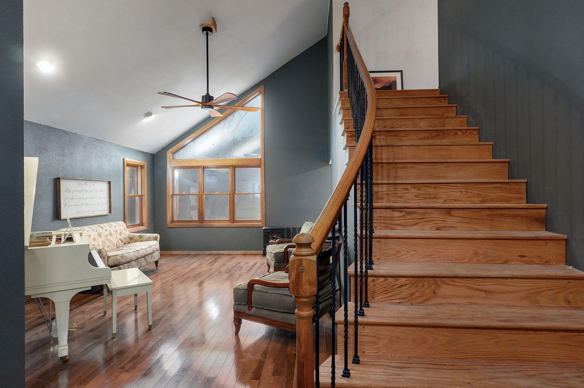 1229 Center Road Property Photo 37