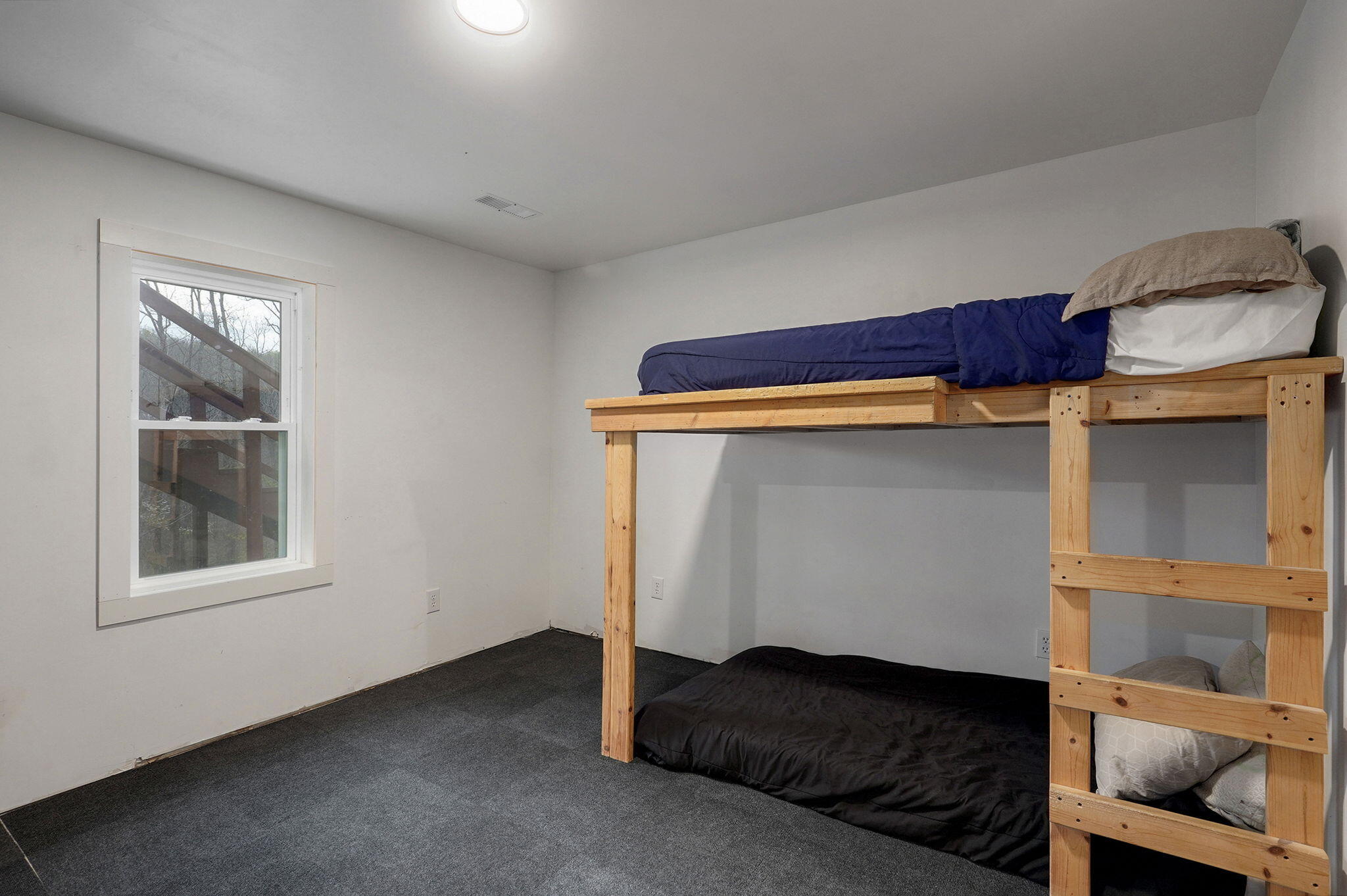 1229 Center Road Property Photo 49