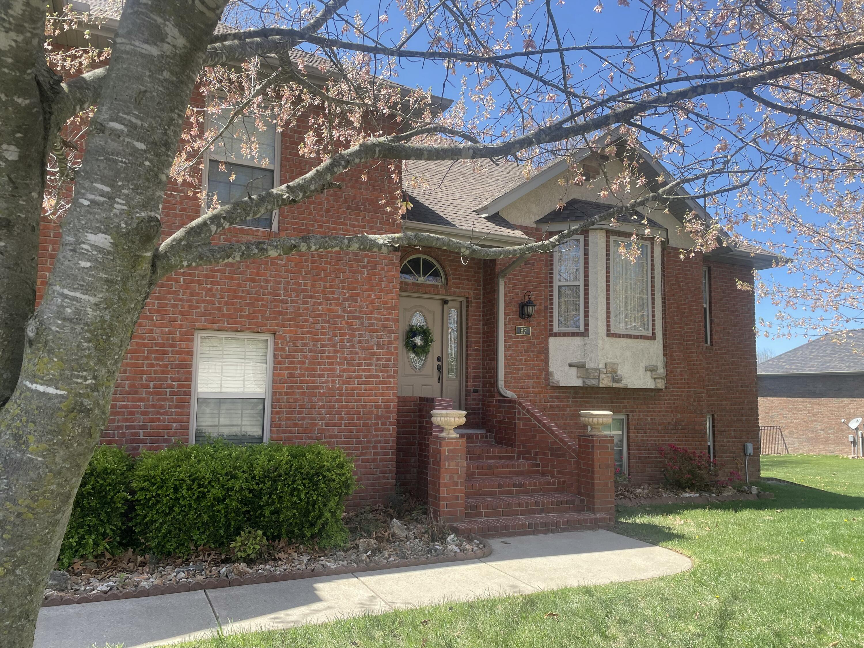 67 Winchester Drive Property Photo 2