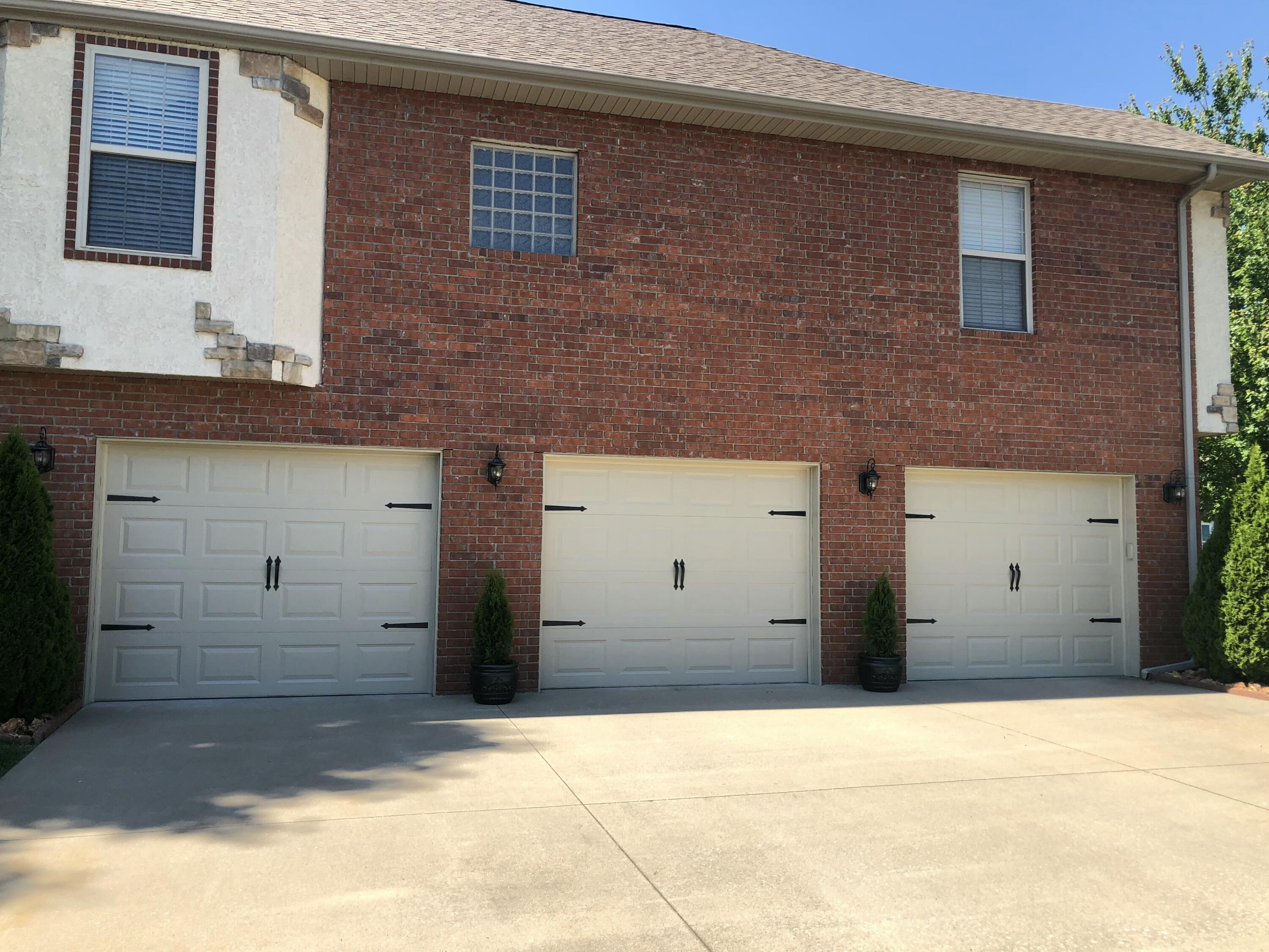 67 Winchester Drive Property Photo 3