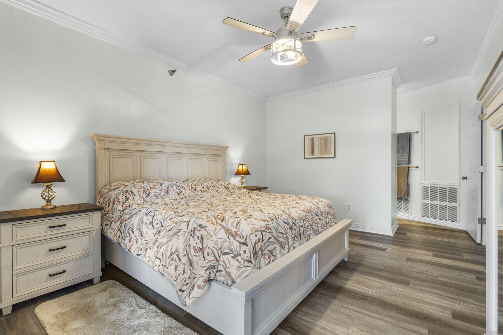 120 Oxford Court Property Photo 25