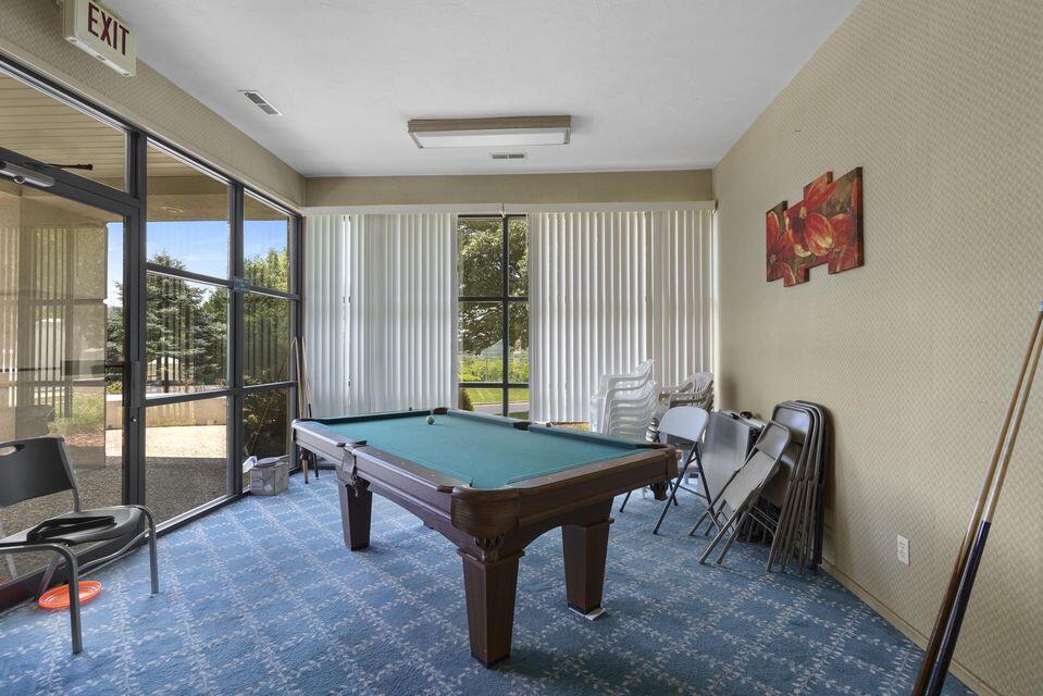 120 Oxford Court Property Photo 45