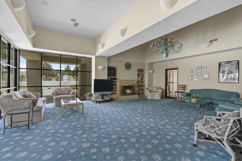 120 Oxford Court Property Photo 47
