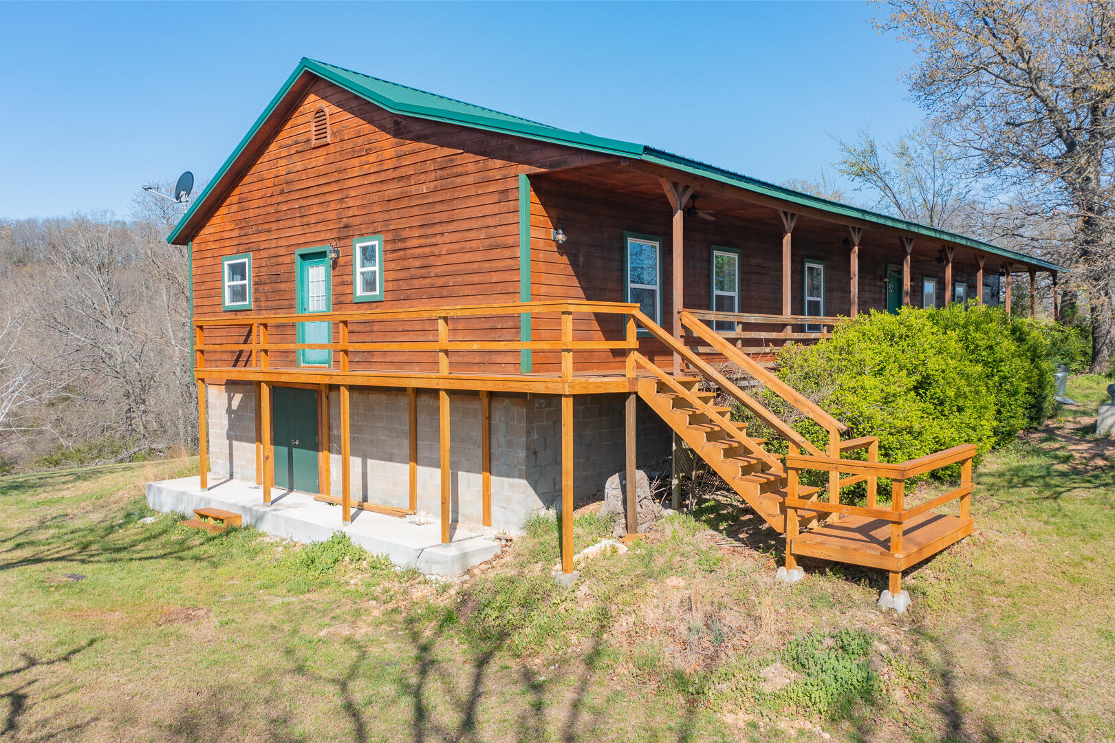 256 Postage Lane Property Photo