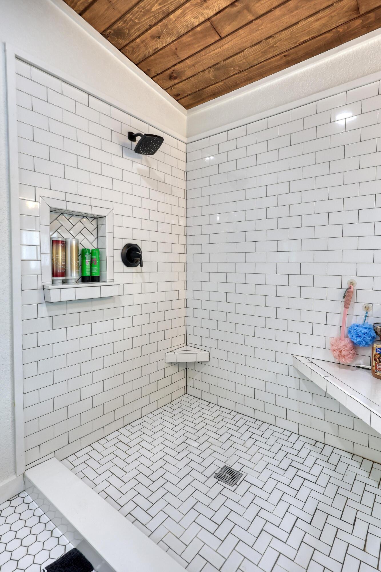 8613 Oxbow Lane Property Photo 45