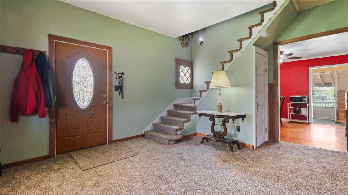 2204 Gleghorn St Property Photo 5