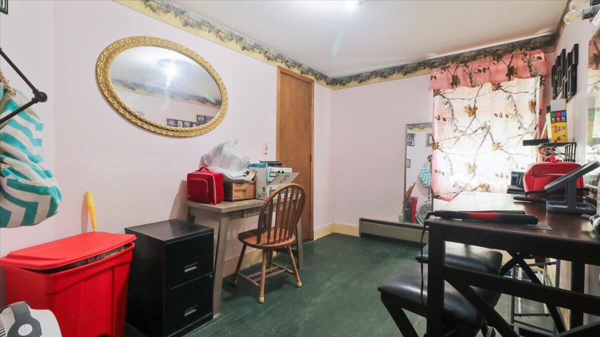2204 Gleghorn St Property Photo 19