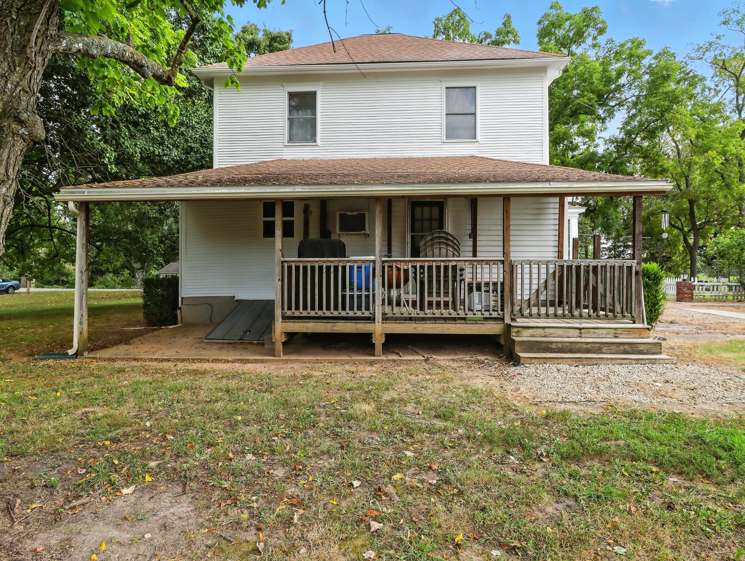 2204 Gleghorn St Property Photo 25