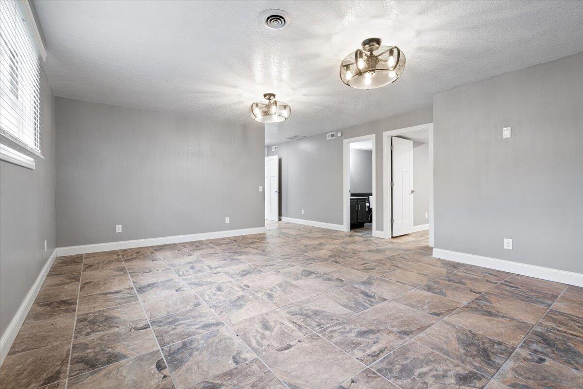 101 Poindexter Drive Property Photo 8