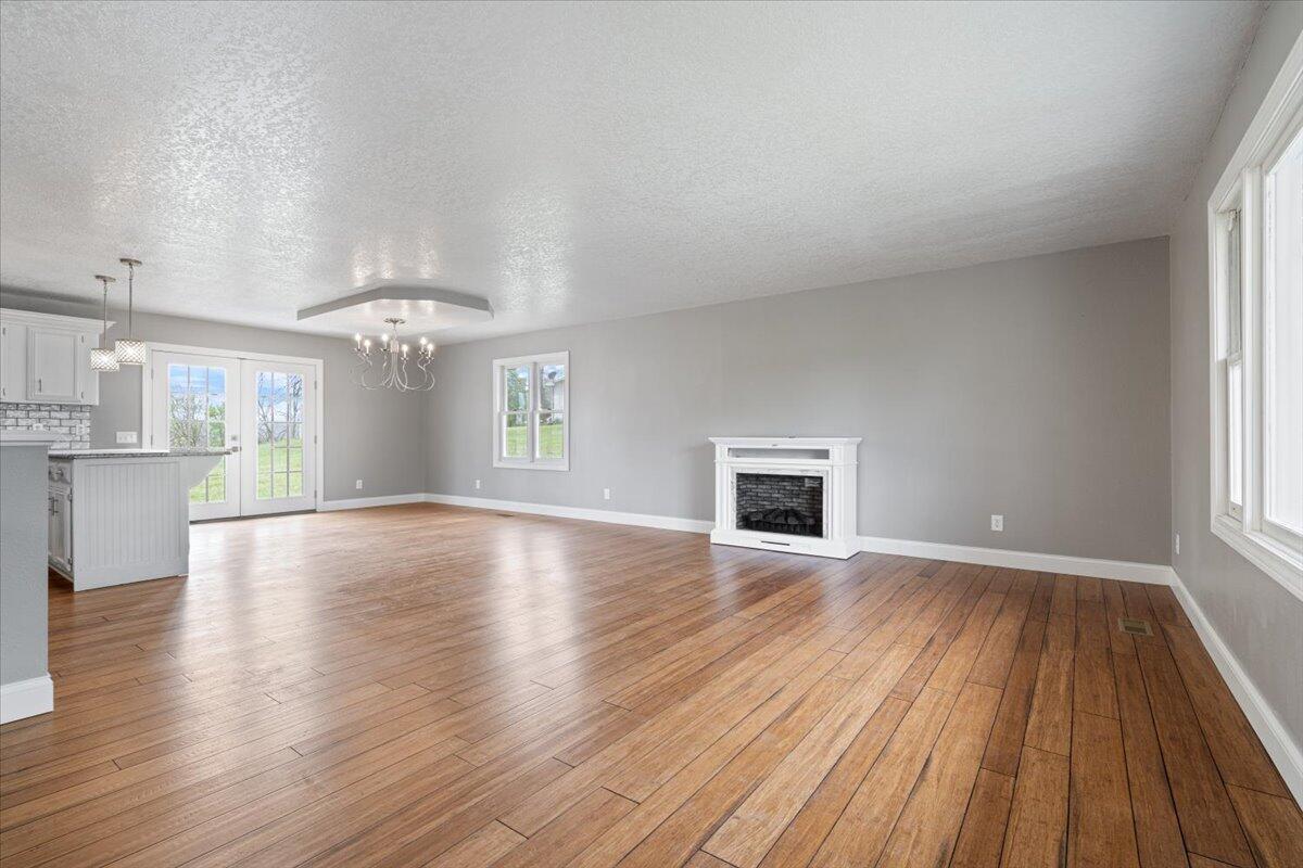 101 Poindexter Drive Property Photo 13