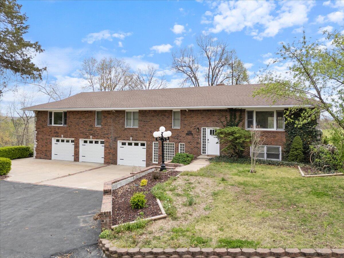 101 Poindexter Drive Property Photo 32