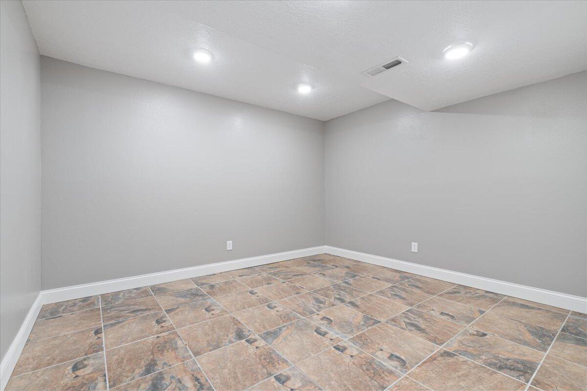 101 Poindexter Drive Property Photo 37