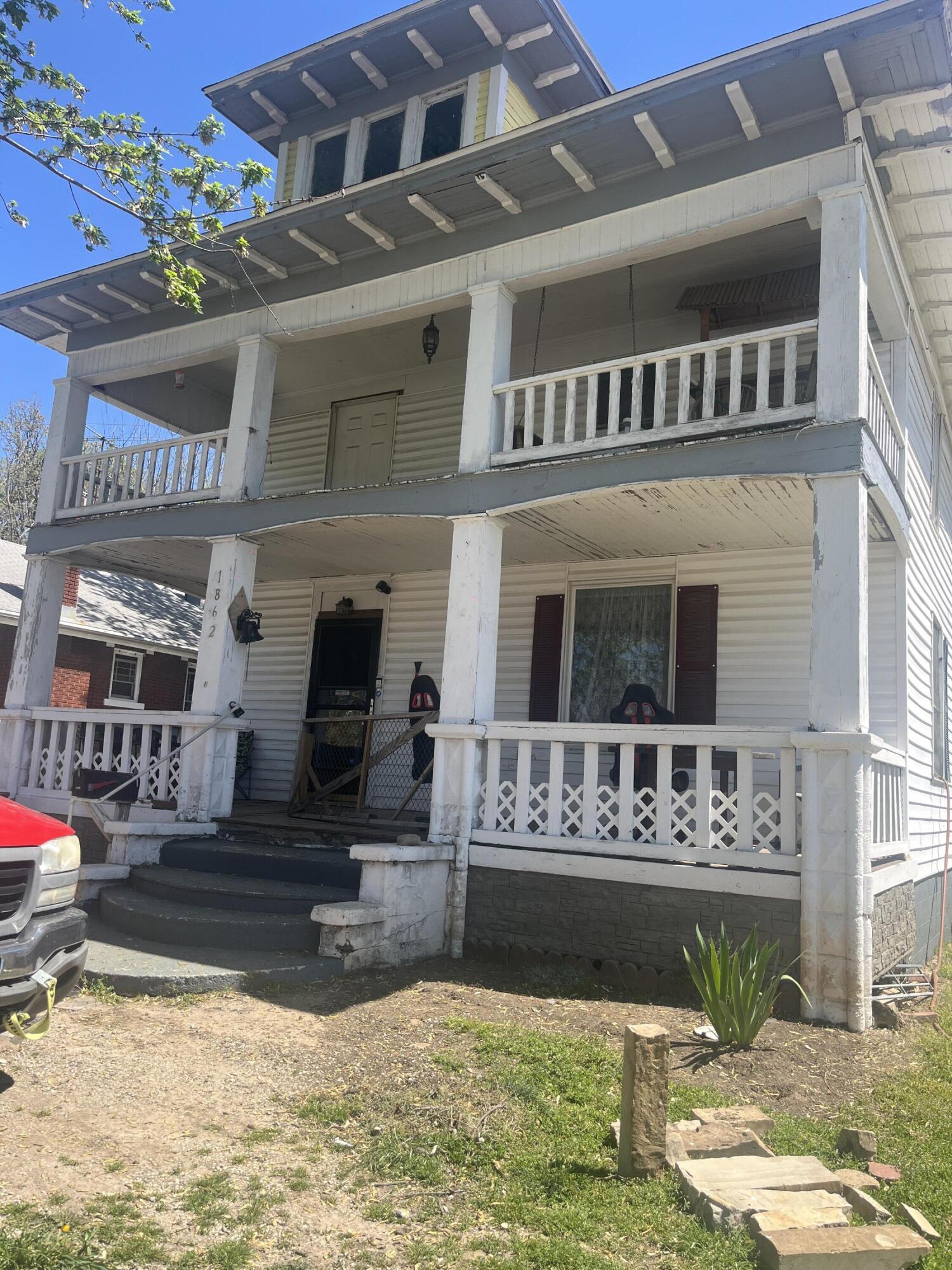 1862 North Grant Avenue Property Photo