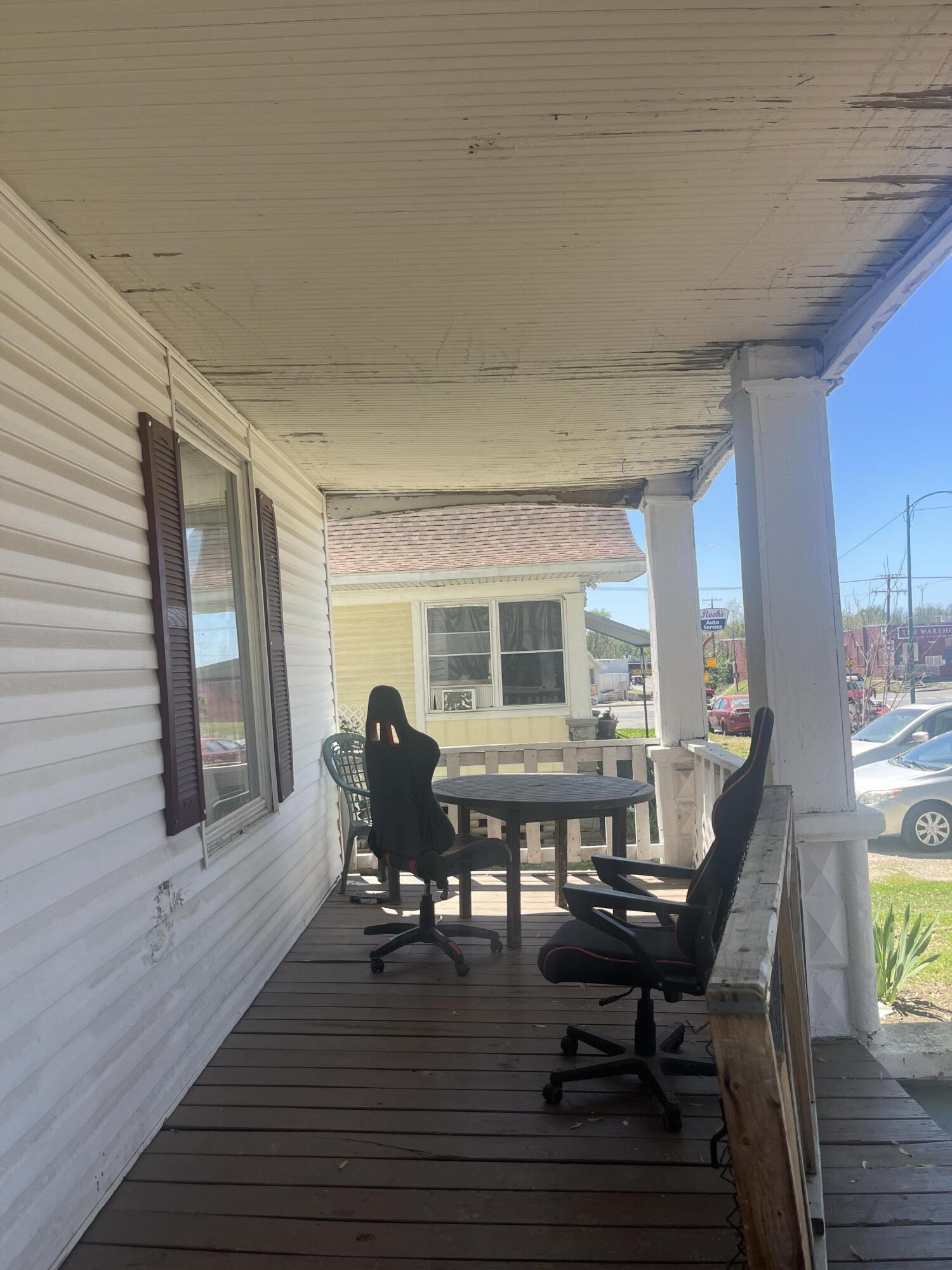 1862 North Grant Avenue Property Photo 6