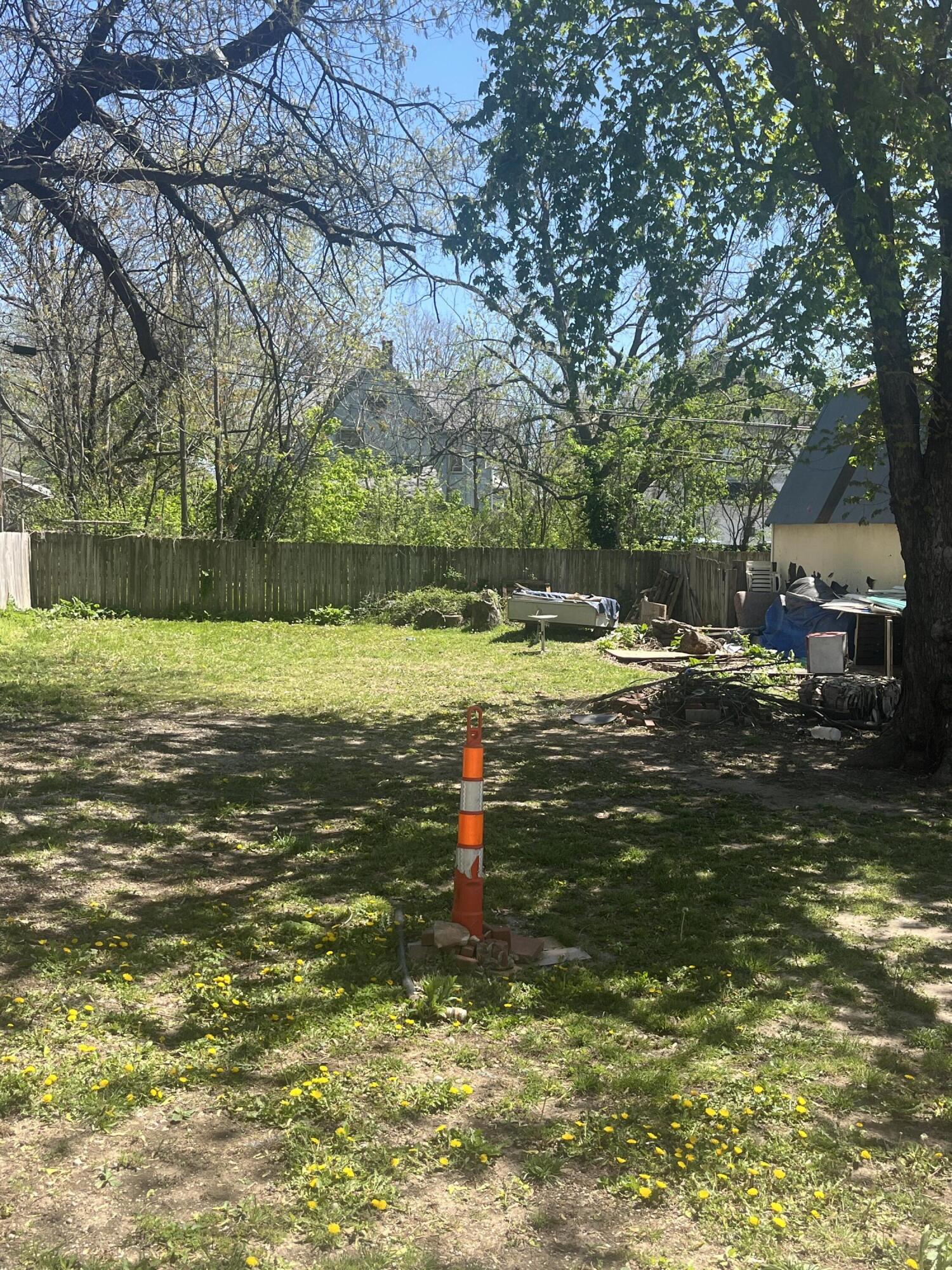 1862 North Grant Avenue Property Photo 26