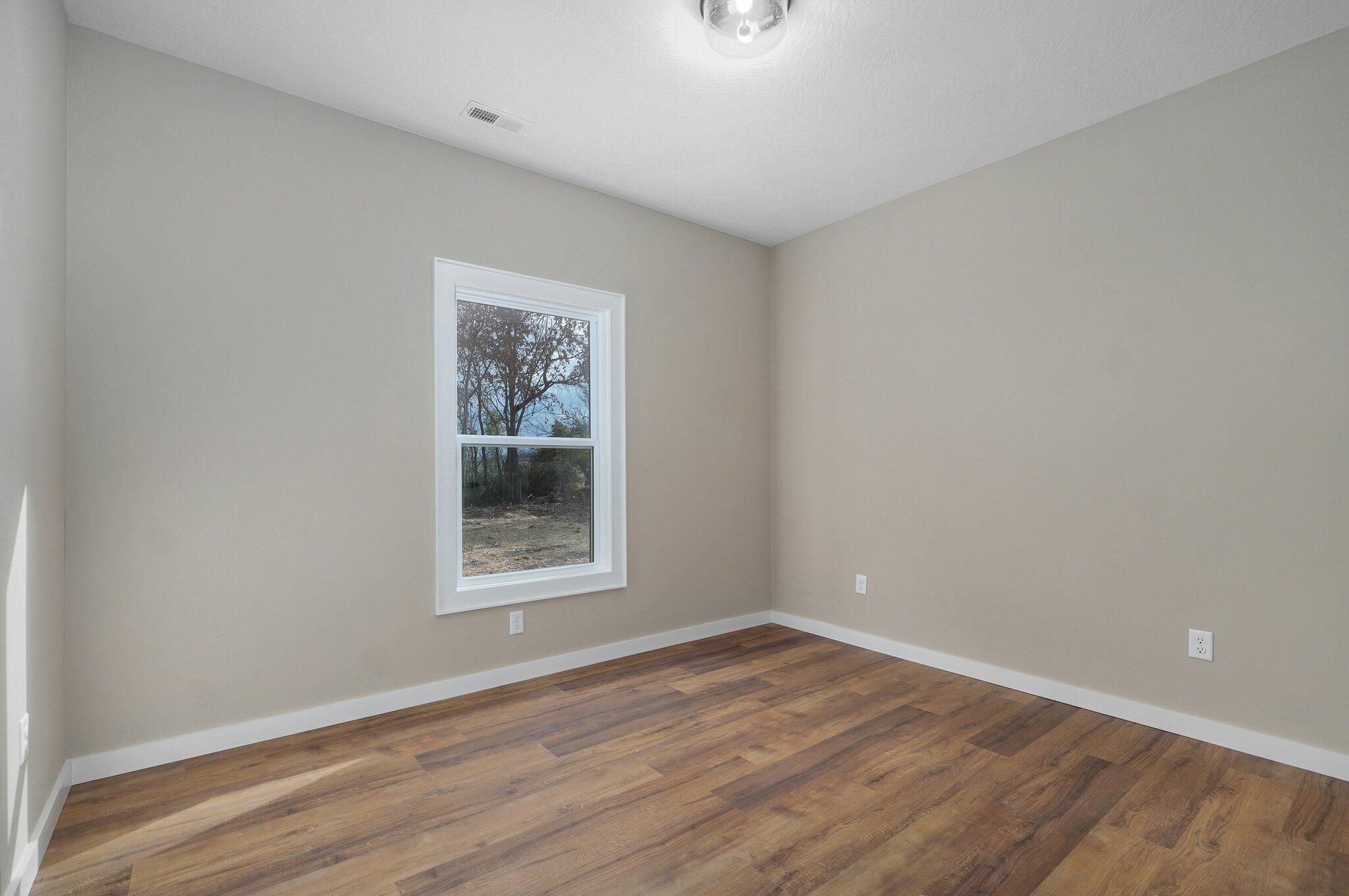 5464 Anita Avenue Property Photo 18