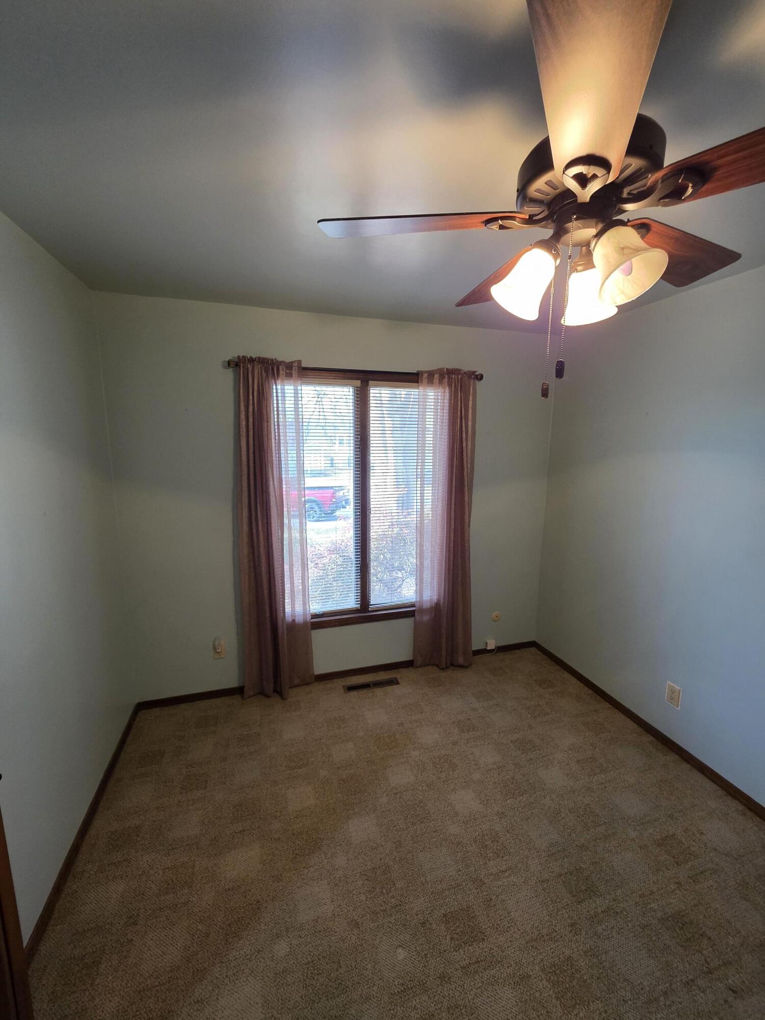 3116 West Countryside Court Property Photo 25